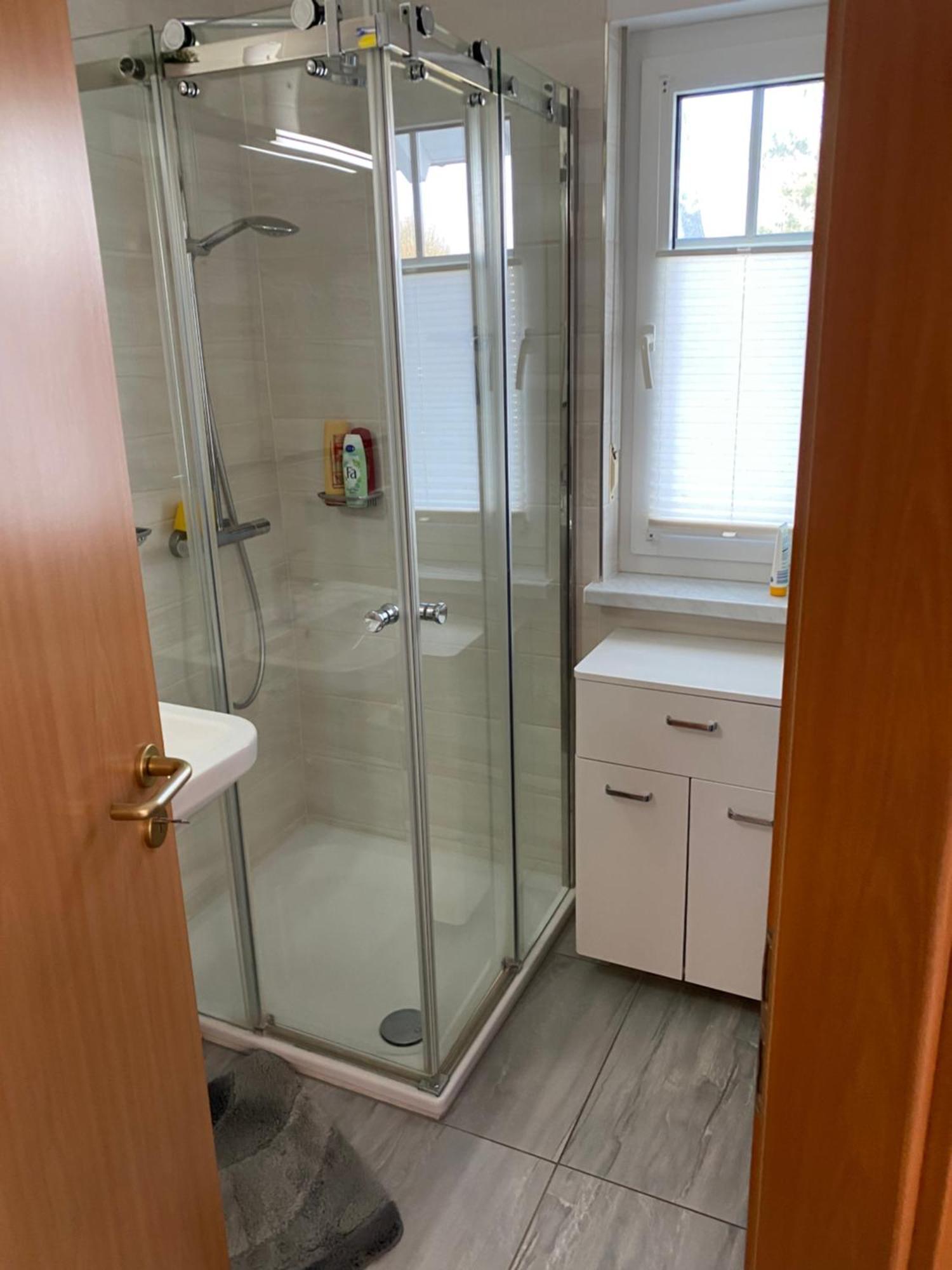 Schoenes Appartment Mit Fernblick Глове Екстериор снимка